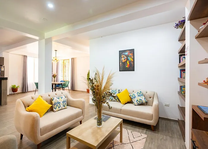 Сasa de vacaciones Rural Retreat With Charming Patio 2 Bedrooms